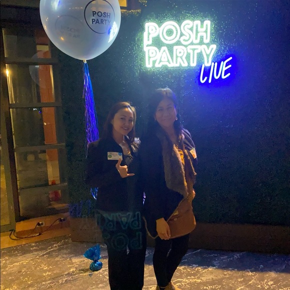 🌺Posh Ambassador II 🌺 - Picture 12 of 15